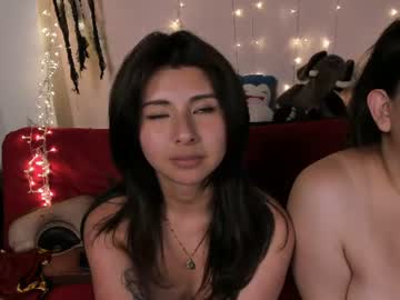Sexy live cam screenshot of the_crazy_latina's webcam / video chat room