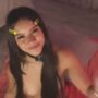 Sexy live cam screenshot of veronicamartin_'s webcam / video chat room