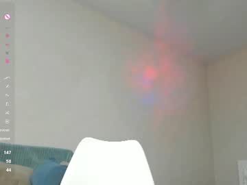 Sexy live cam screenshot of xo_niya's webcam / video chat room
