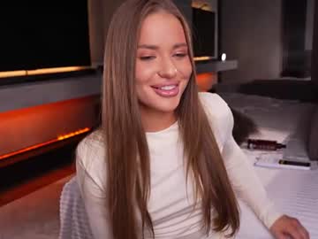 Sexy live cam screenshot of your_wild_lexi's webcam / video chat room
